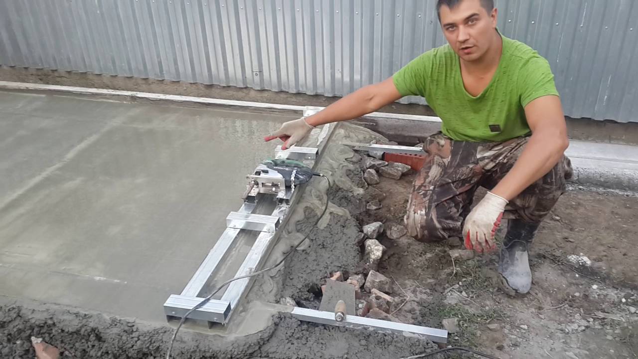 Испытание виброрейки для заливки пола