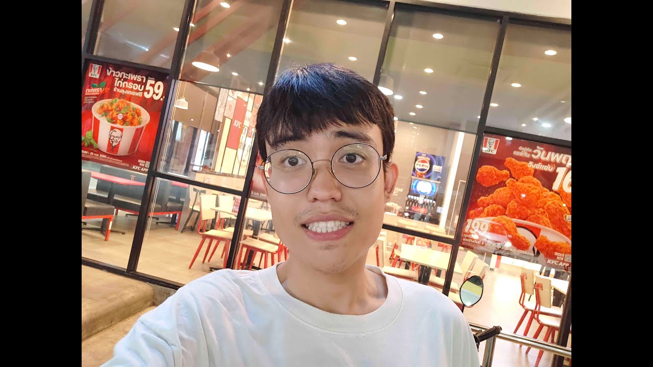 KFC ที่เดิม เพิ่มเติมคือมีโดเนทขึ้นจอแล้วจ้า !