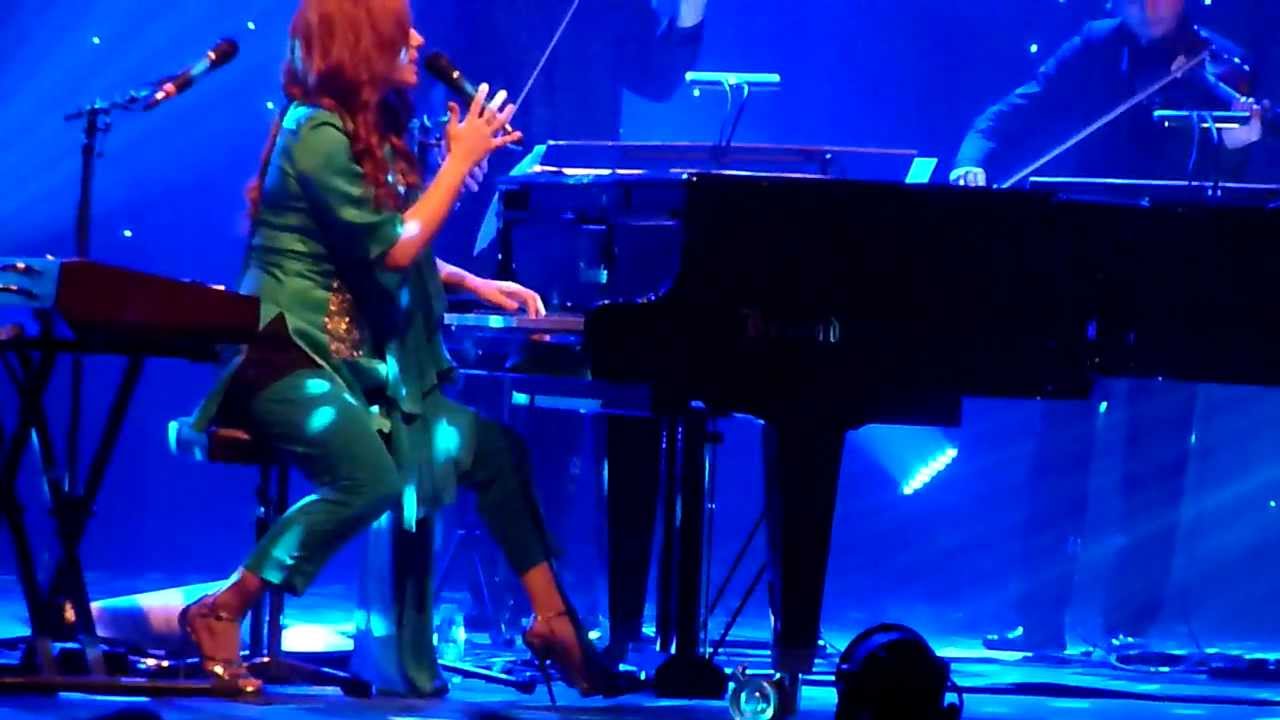 Tori Amos & Apollon Musagete Quartett - Star Whisperer (Amsterdam, NL 2011-10-17)