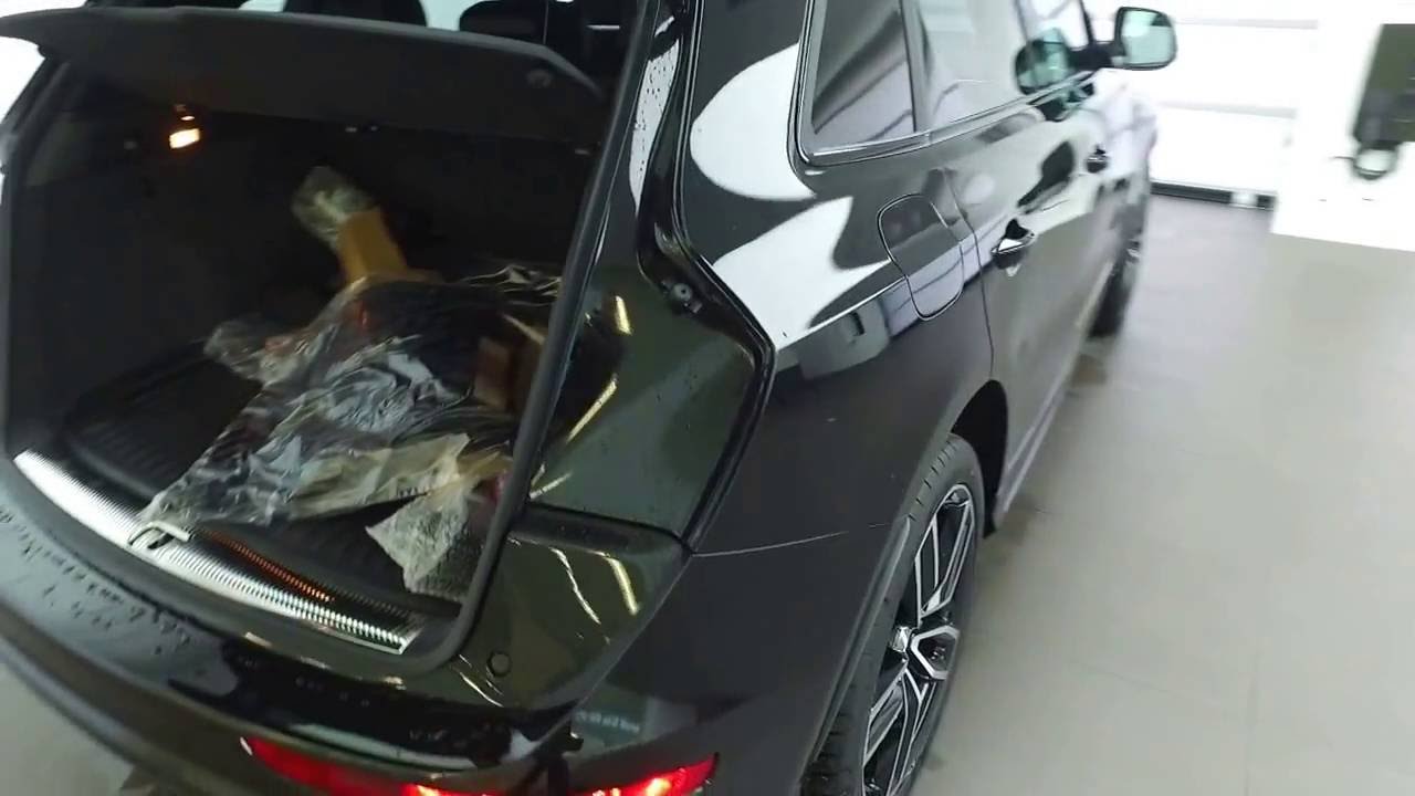Customer Video Walk-around on 2017 Audi SQ5 Dynamic Edition from Audi Edmonton North