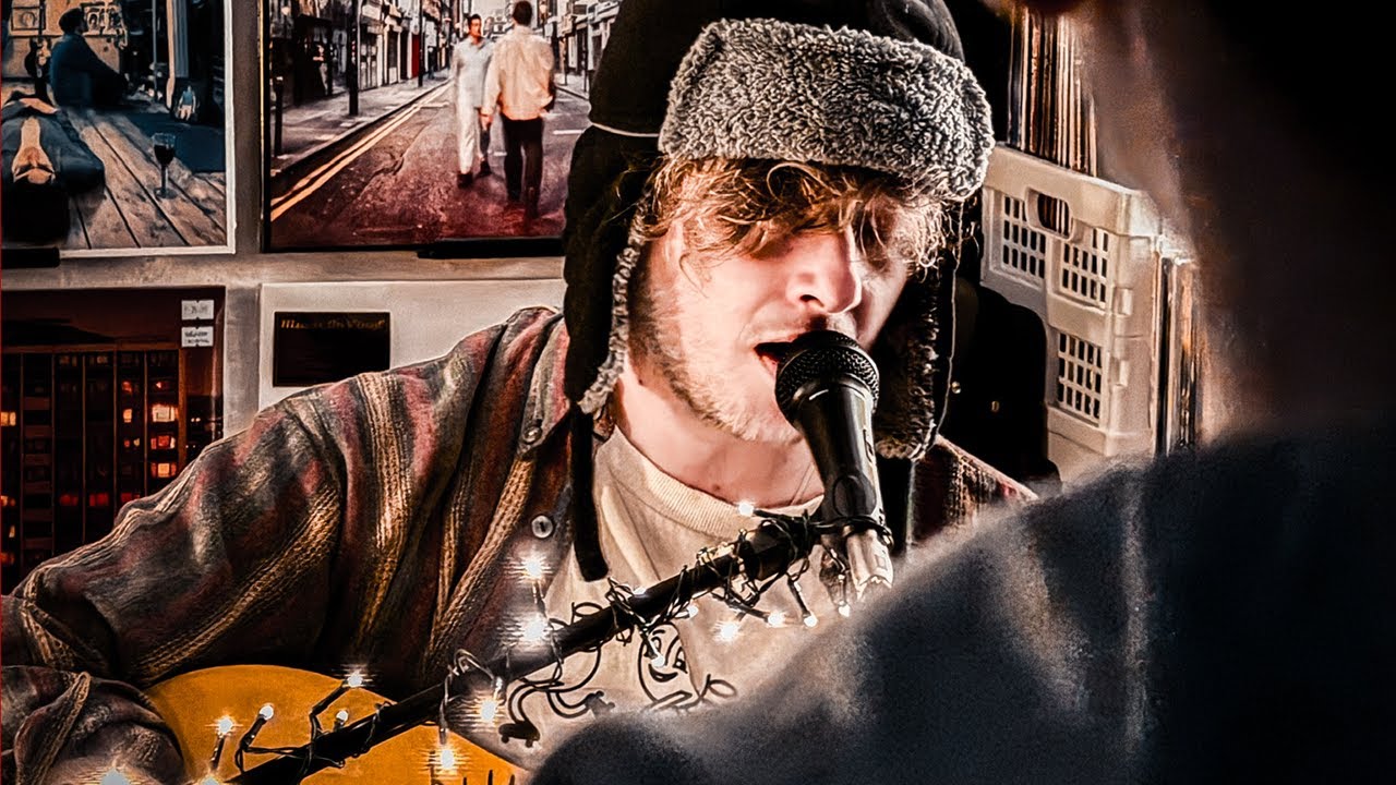 Bill Ryder-Jones - A Bad Wind Blows In My Heart pt. 3 (Live at Applestump Records)