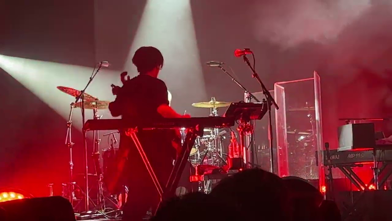 RADWIMPS - Oshakashama with entire band breakdown live at The Times Square Palladium 4/29/23
