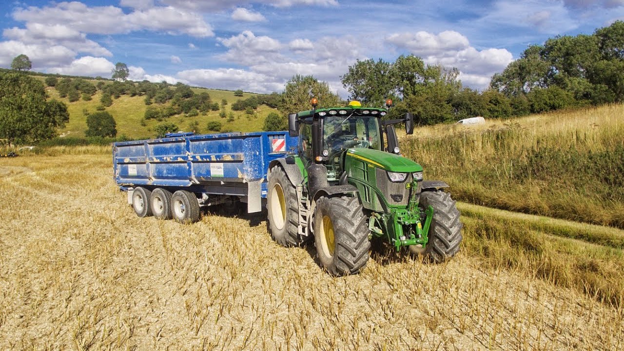 Birdsall estates rape seed harvest 2022