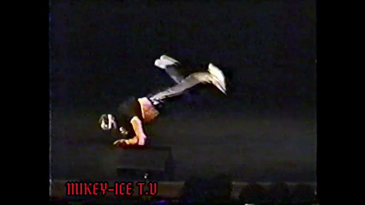 B-BOY IVAN MODESTO CA. #bboyivan #urbanactionfigure #stylelements