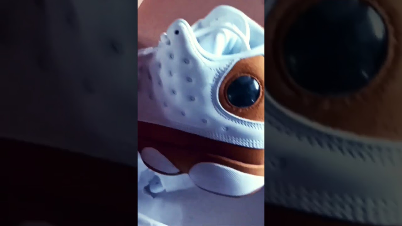 Unboxing The OG's Retro 13's White/Wheat #Retro13