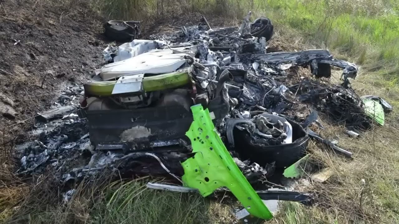 Accident Lamborghini pe autostrada in Ungaria (300 km/h)