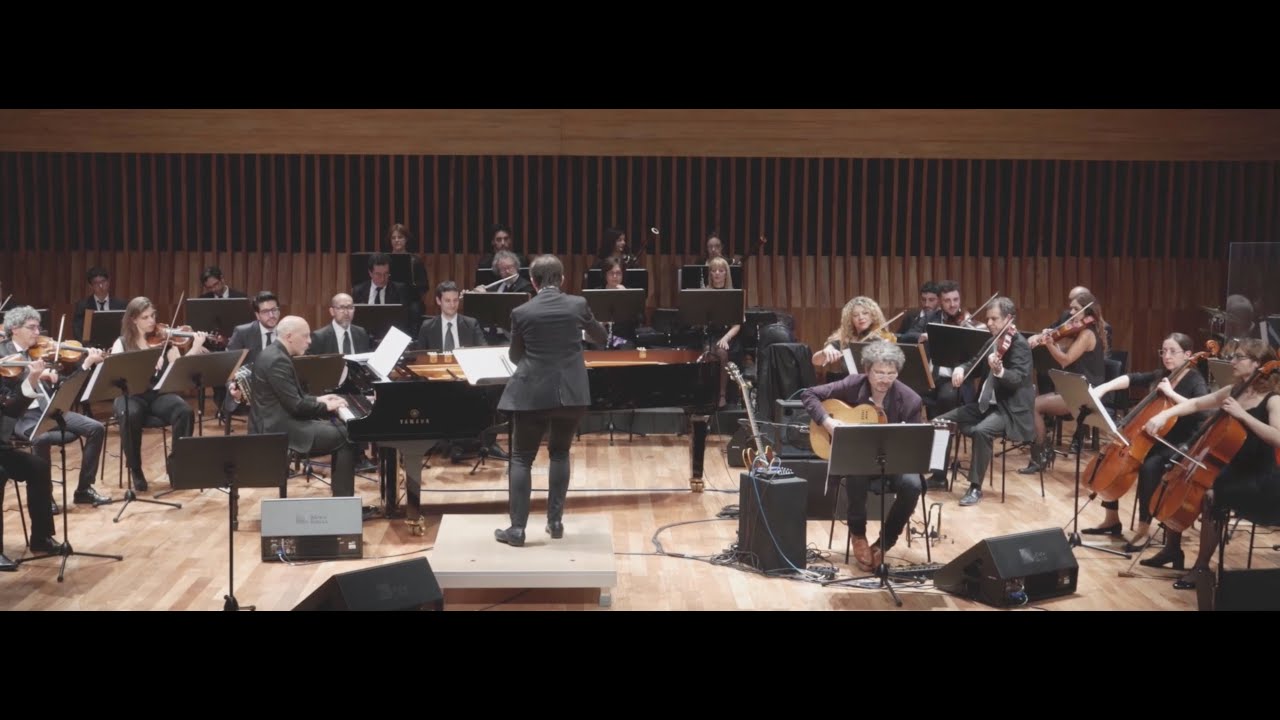Cristian Zárate y Ernesto Snajer con la ONMA 