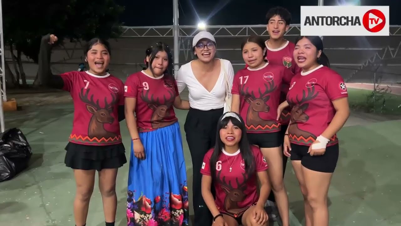 Aún sin apoyo gubernamental, voleibolistas Wixárikas llegan a la Espartaqueada Deportiva