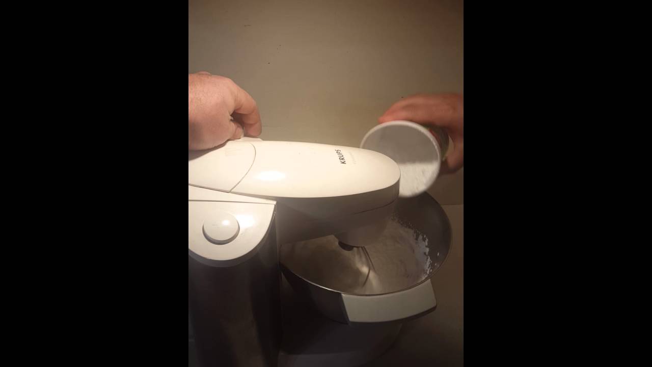 Demo of KRUPS kitchen mixer.