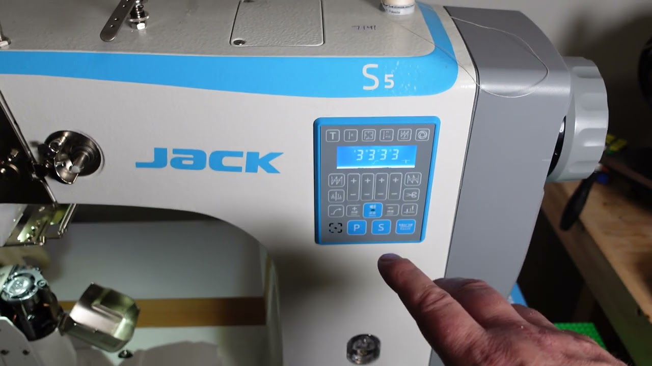 Как изменить язык на колонковой швейной машине Jack