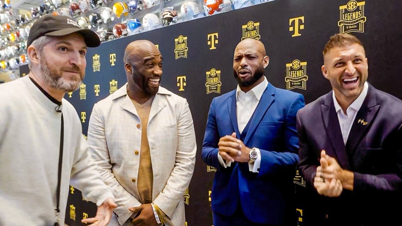 Harry Mack Freestyles for SEC Legends at SEC Championship (they hopped in the cypher 👀)