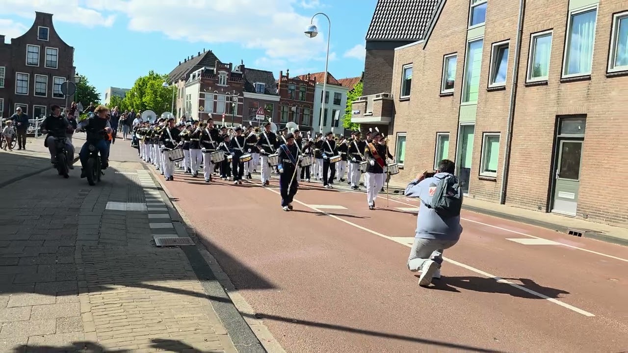 Kunst en Genoegen Leiden | K&G | Master of Puppets