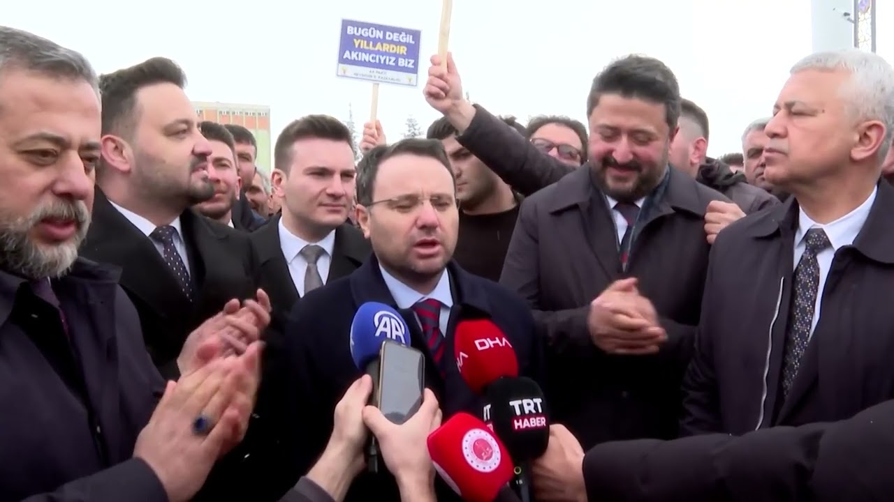 Bakan Gürlek, Memleketi Nevşehir'de Coşkuyla Karşılandı