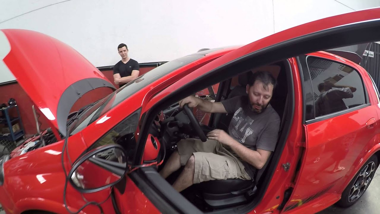 Punto TJET 300HP na roda!!!