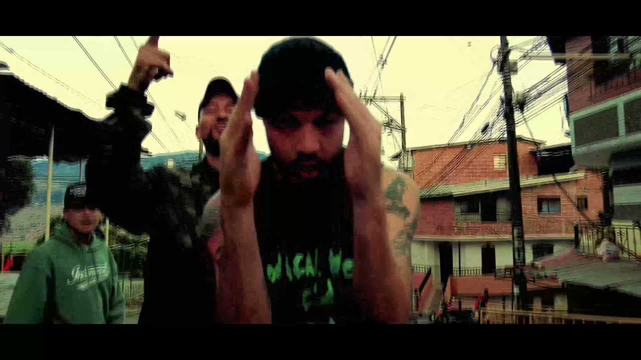 Xplicitos ft. Lyrikalles - Gajes del Oficio (Video Oficial)