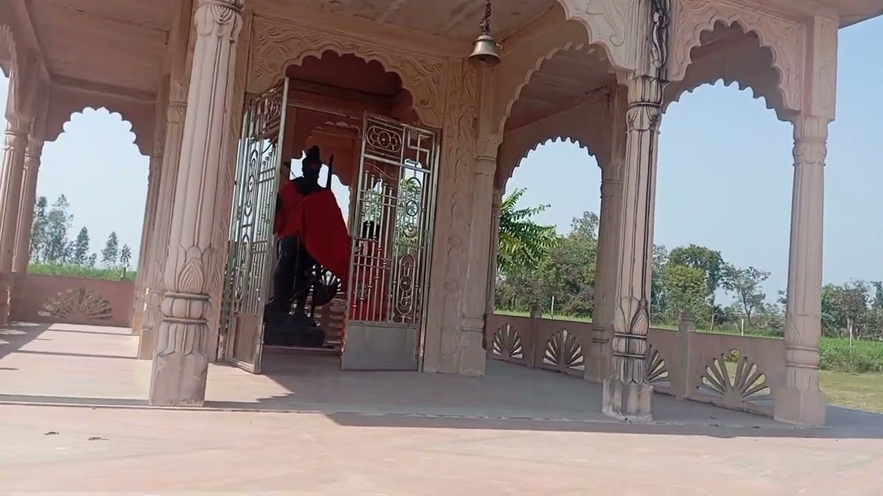 मैं आज कहां आई हूं ये जानने के लिए आपको पूरा वीडियो देखना होगा 