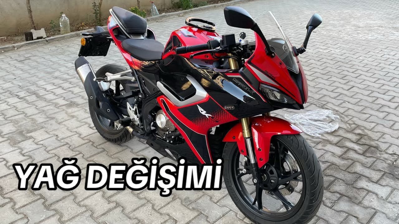SRK 125R 🔧 KOLAY YAĞ BAKIMI/YAĞ DEĞİŞIMİ (5 DAKIKADA HALLET!)