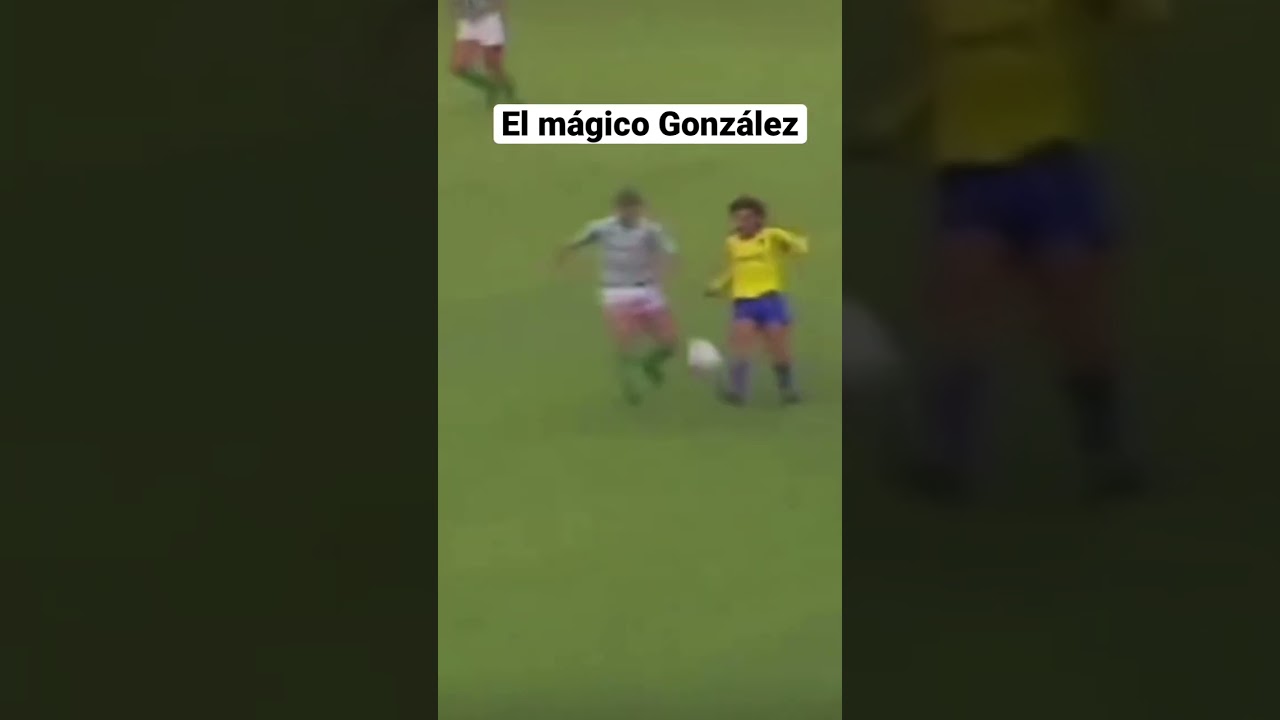 M&aacute;gico Gonz&aacute;lez