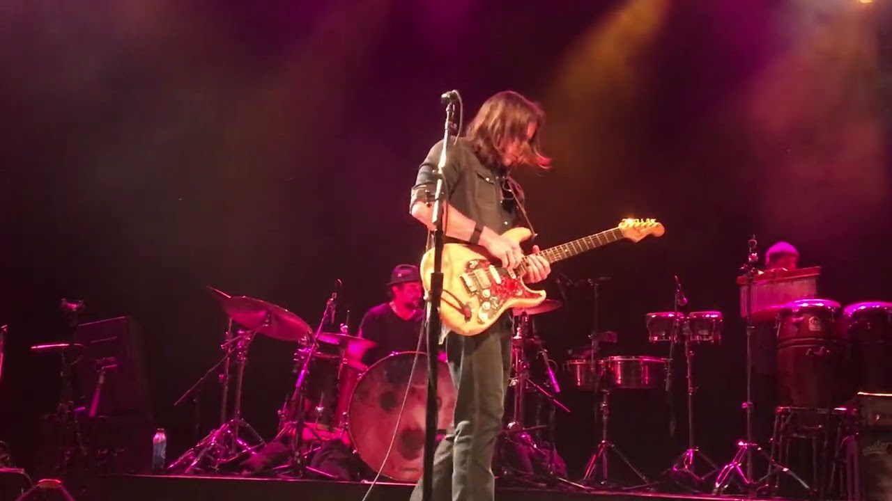 Lukas Nelson & POTR - 