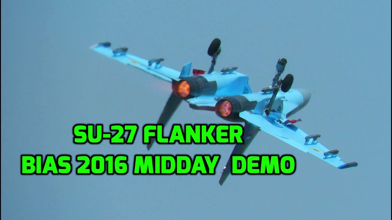 Ukrainian Sukhoi Su-27 Flanker solo flight demo BIAS 2016  *afterburner, high speed, minimum speed*