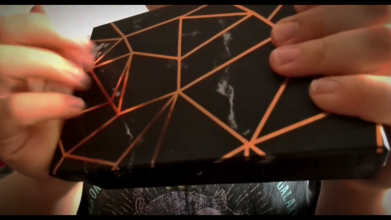 asmr finger pad tapping