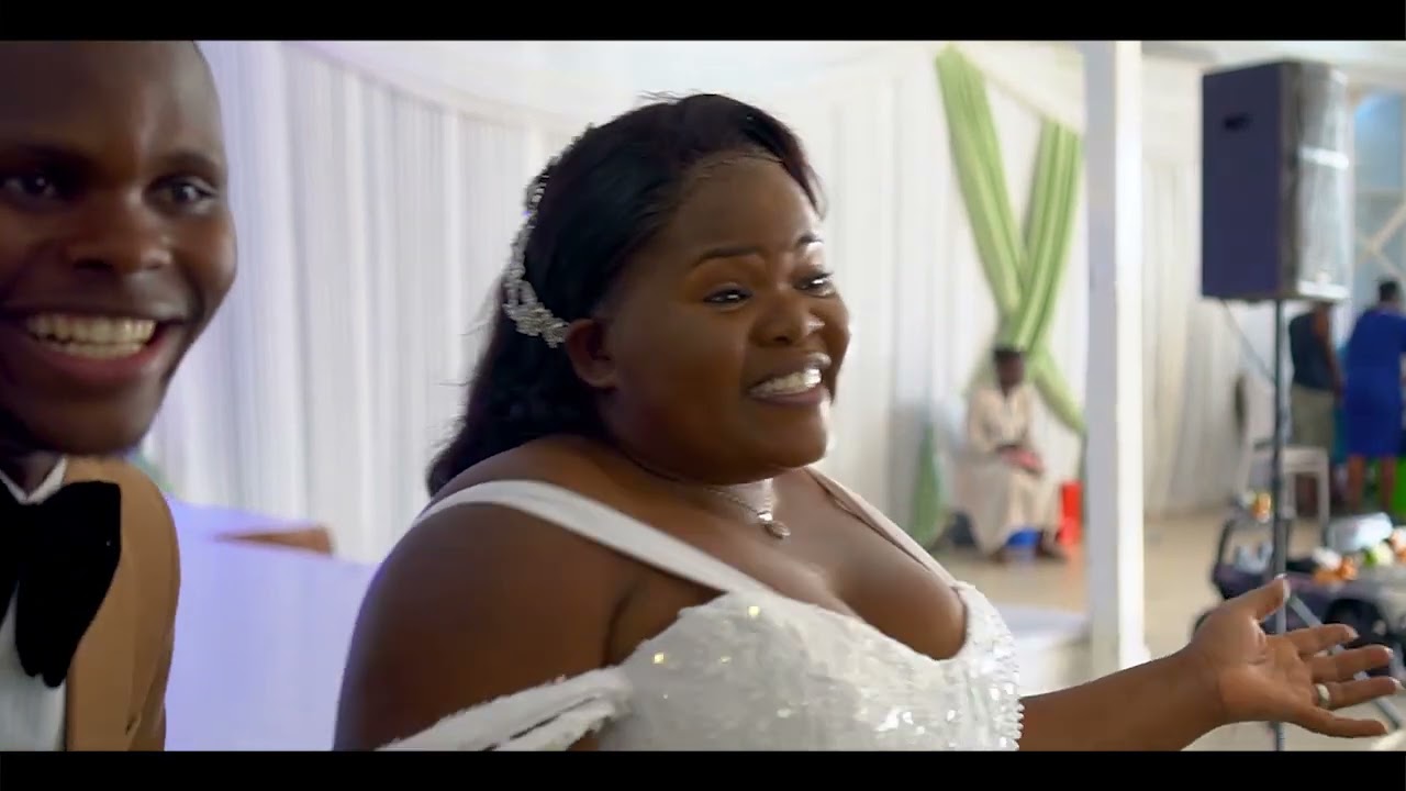 Changa song by slvia Mpende for KADANKOWA weeding at Victoria gardens 😄