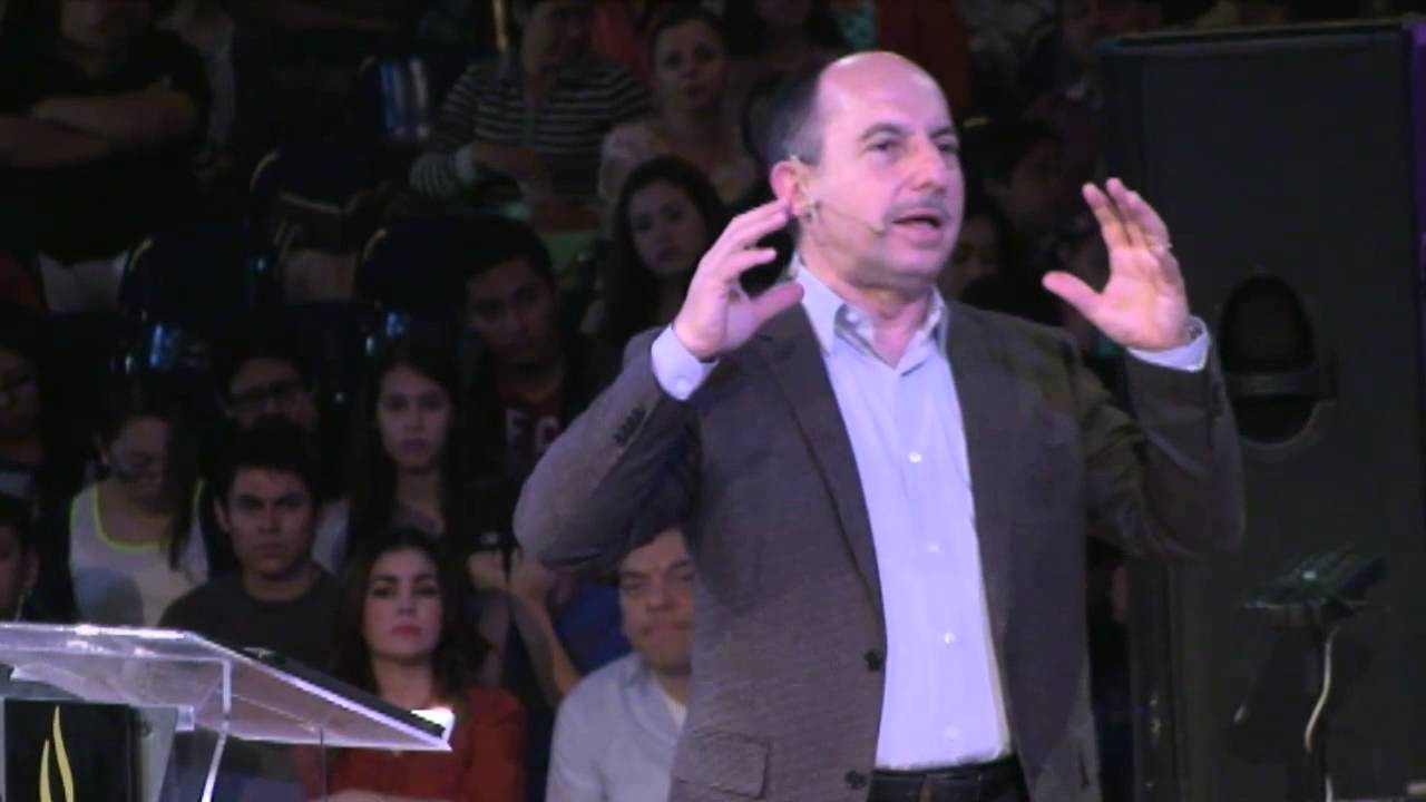 Los que reciben la abundante gracia y el don de justicia (Rom. 5:17)