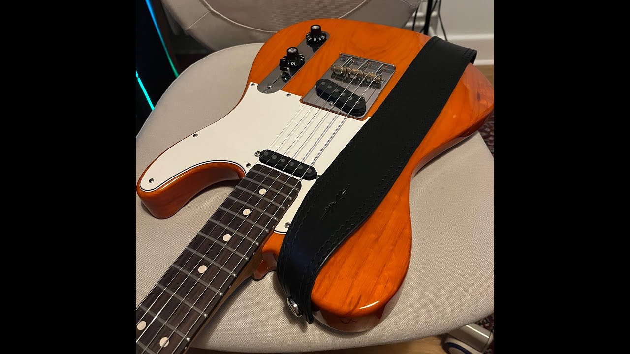 What makes a good guitar strap? Richter vs Pinegrove Leather