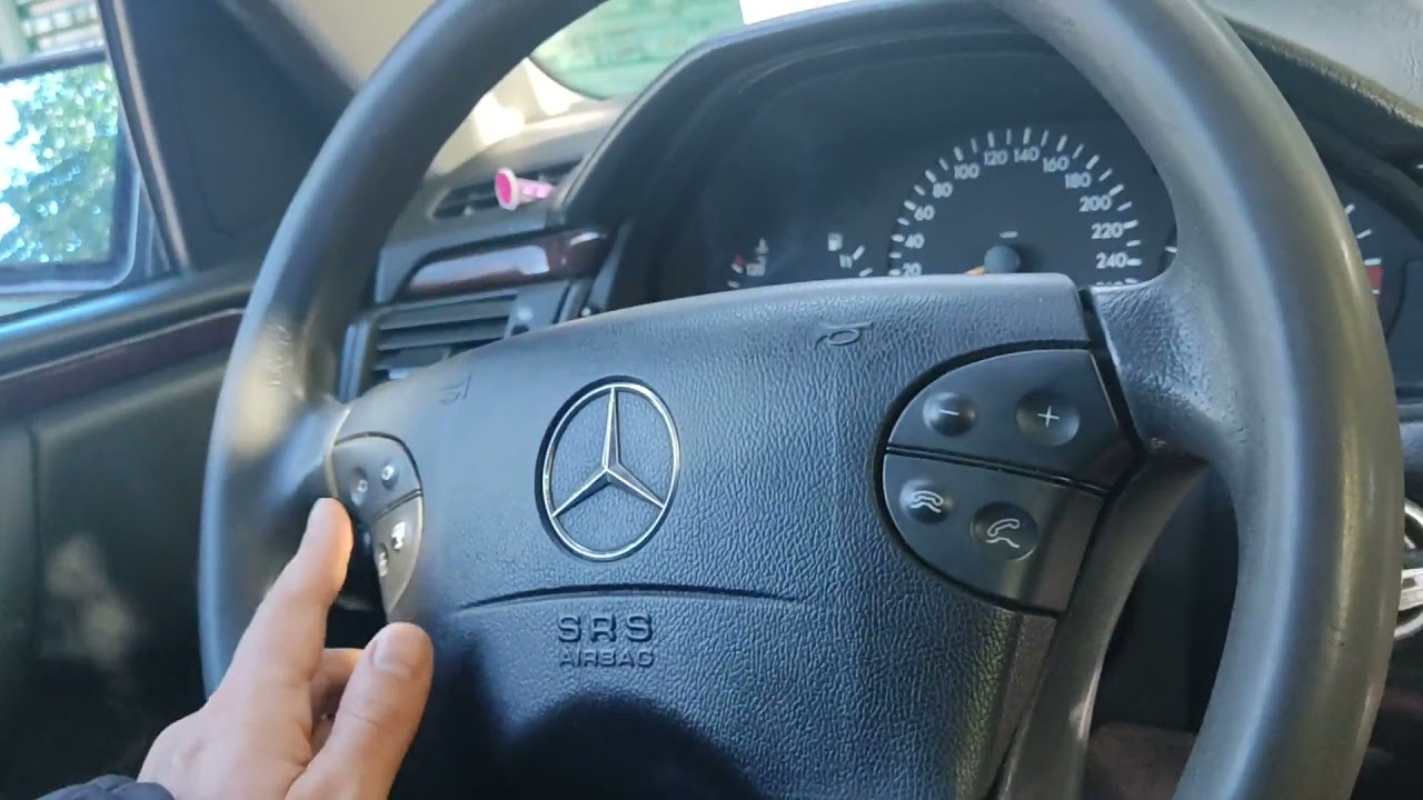 Mercedes command 2.0 with USB and Multimedia