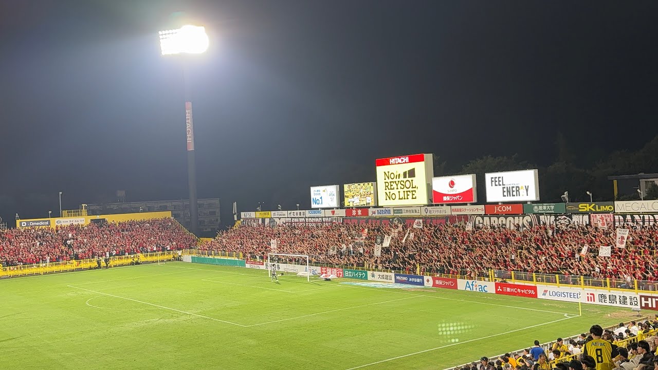 守備陣を鼓舞。危険なスコア2-0リードで後半へ 2025年8月22日(金) J1 柏レイソル vs 浦和レッズ @ 三協フロンテア柏スタジアム