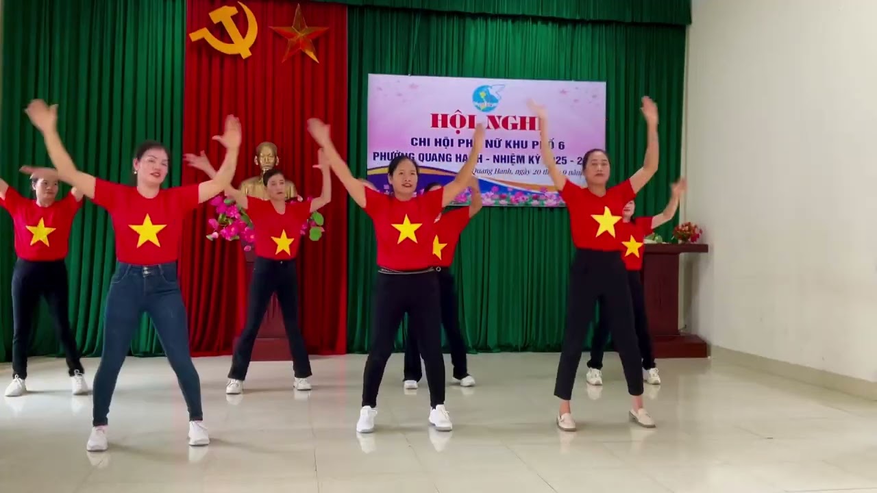 Văn nghệ làng mơ một 