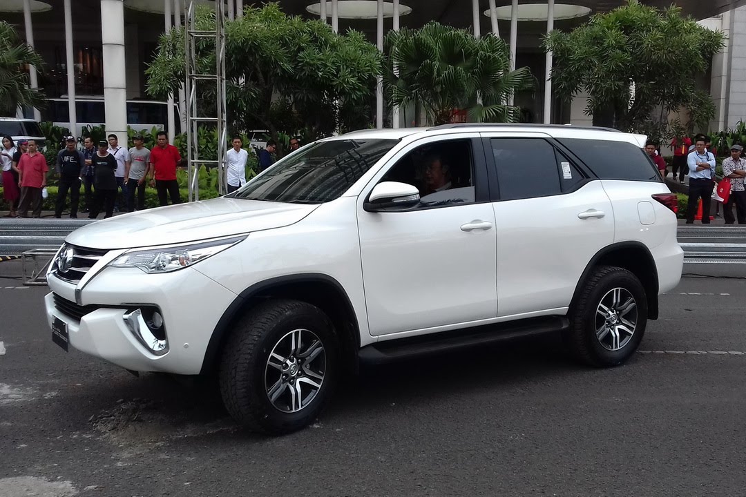 Test Drive Toyota All New Fortuner [Indonesia]