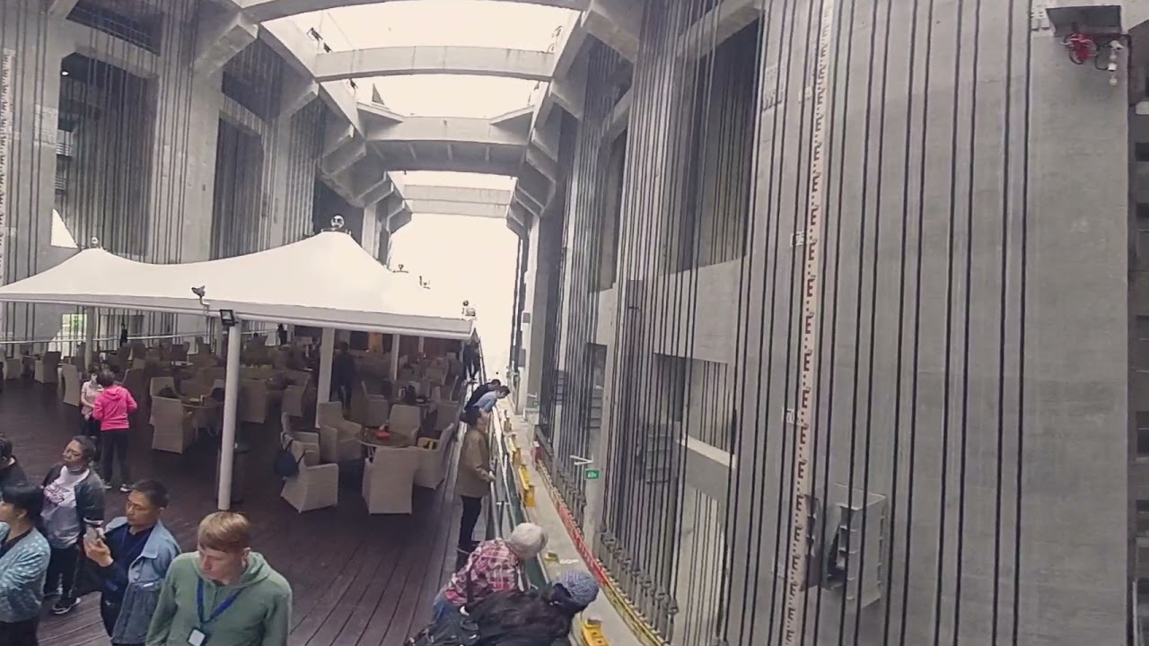 [360] Three Gorges Dam ship lift
