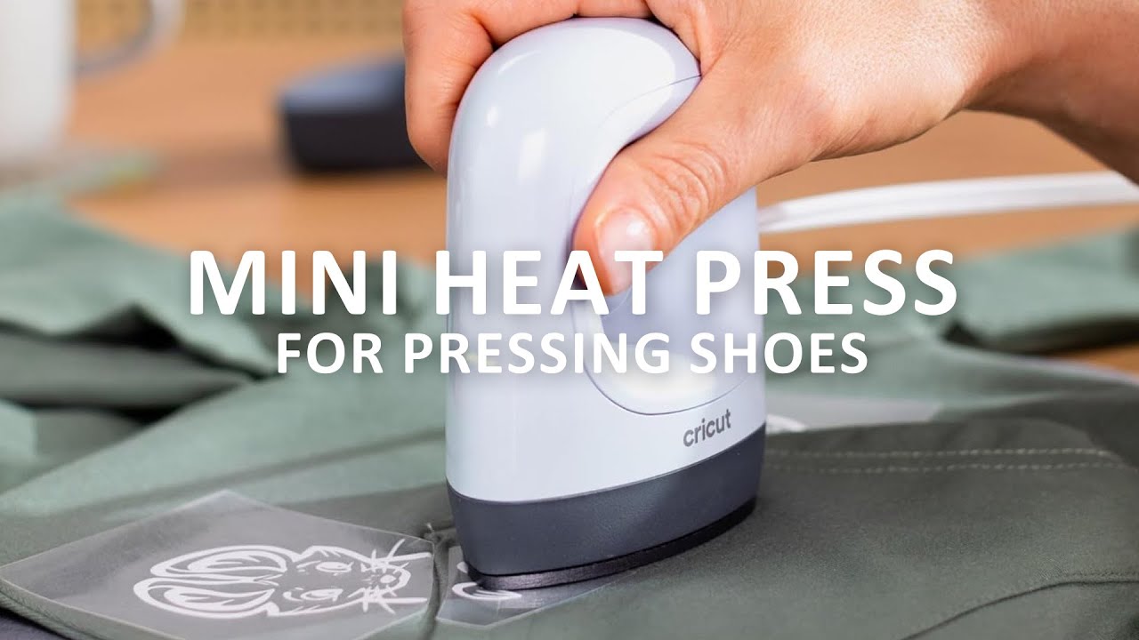 Cricut EasyPress Mini™ LT - Blue - Mini Heat Press for Pressing Shoes, Baby Clothes, T-Shirts