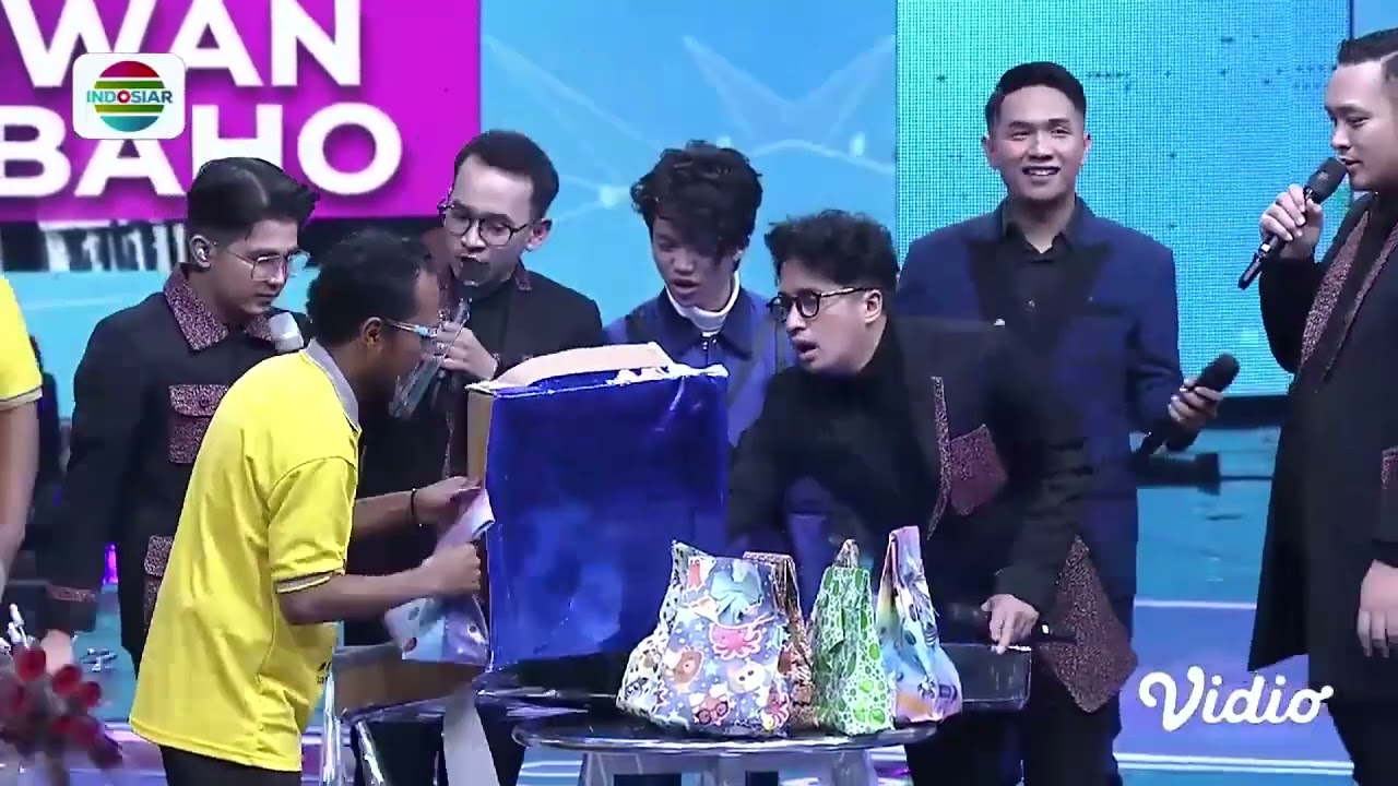 Banjir Hadiahh!!! Bongkar Kado dari Sahabat Afan!! Host & Juri Jangan Ngiri Ya!! | D'Academy 5