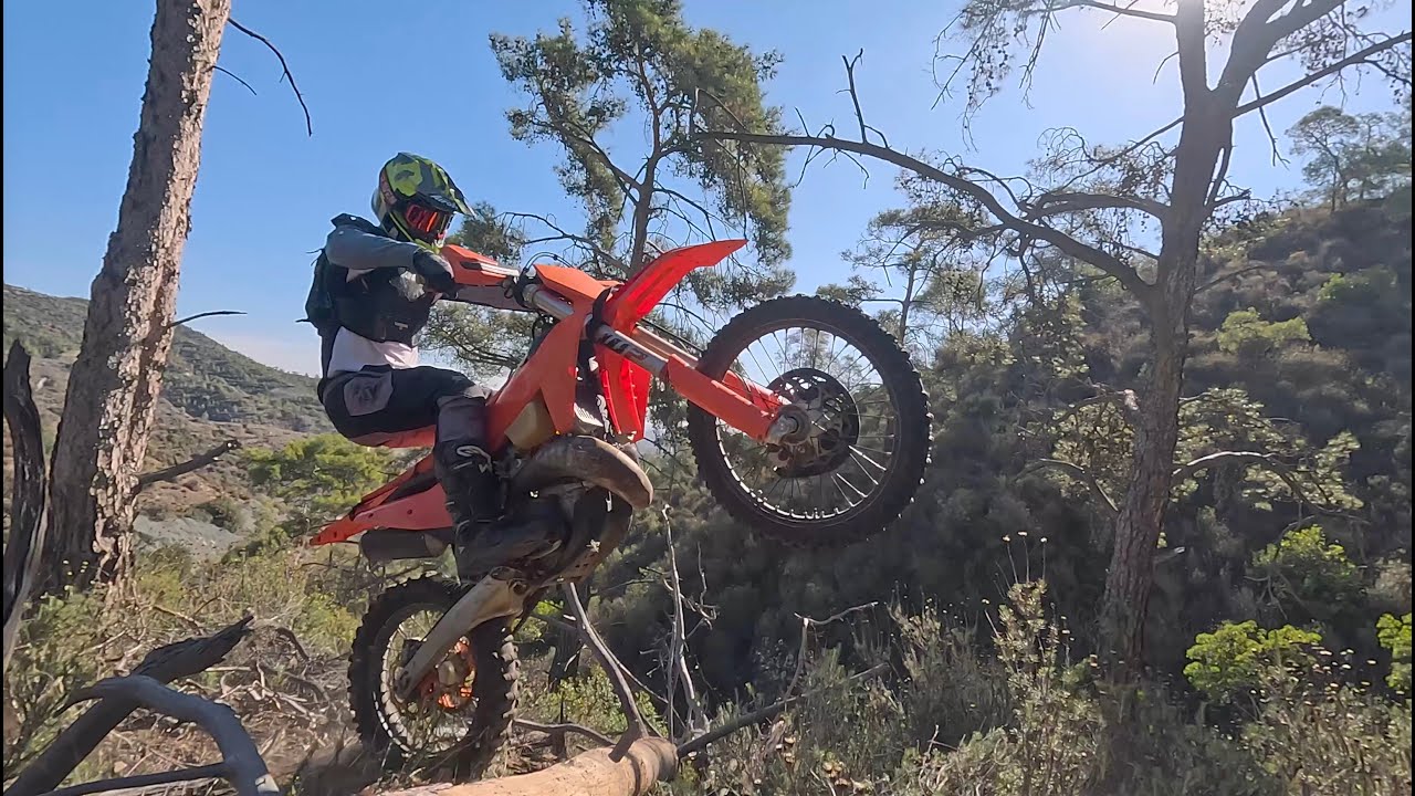 Exciting ride with fast and slow enduro stuff