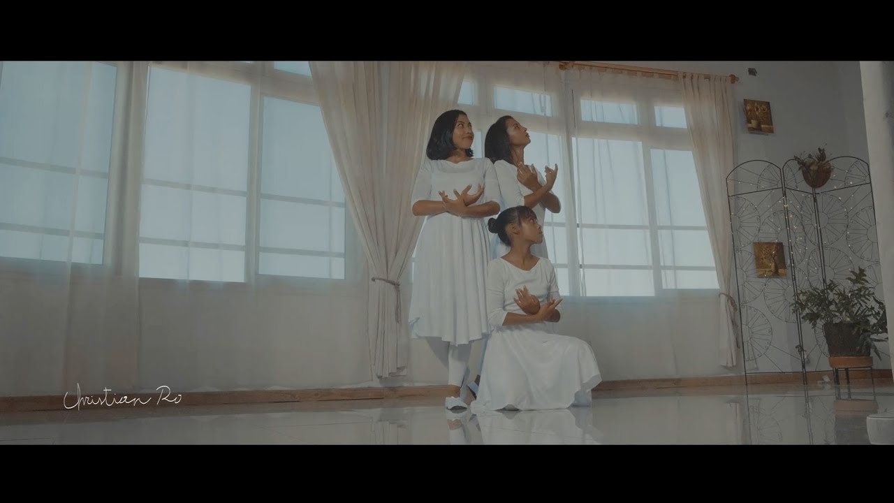 KANTO LOATRA - Vero Ranaivoson - (Adaptation : Beautiful by Kari Jobe)