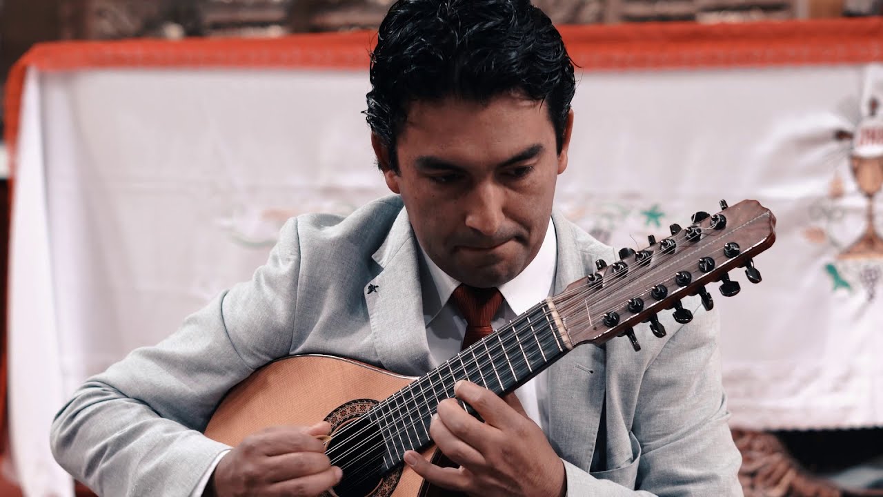 Tango estudio No 1. A. Piazzolla. - Diego Saboya Bandola