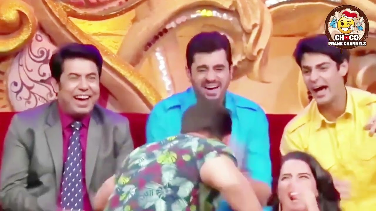 Sanp ka khel dikhane wala fas gya😆😆🤪fanyy comdy 