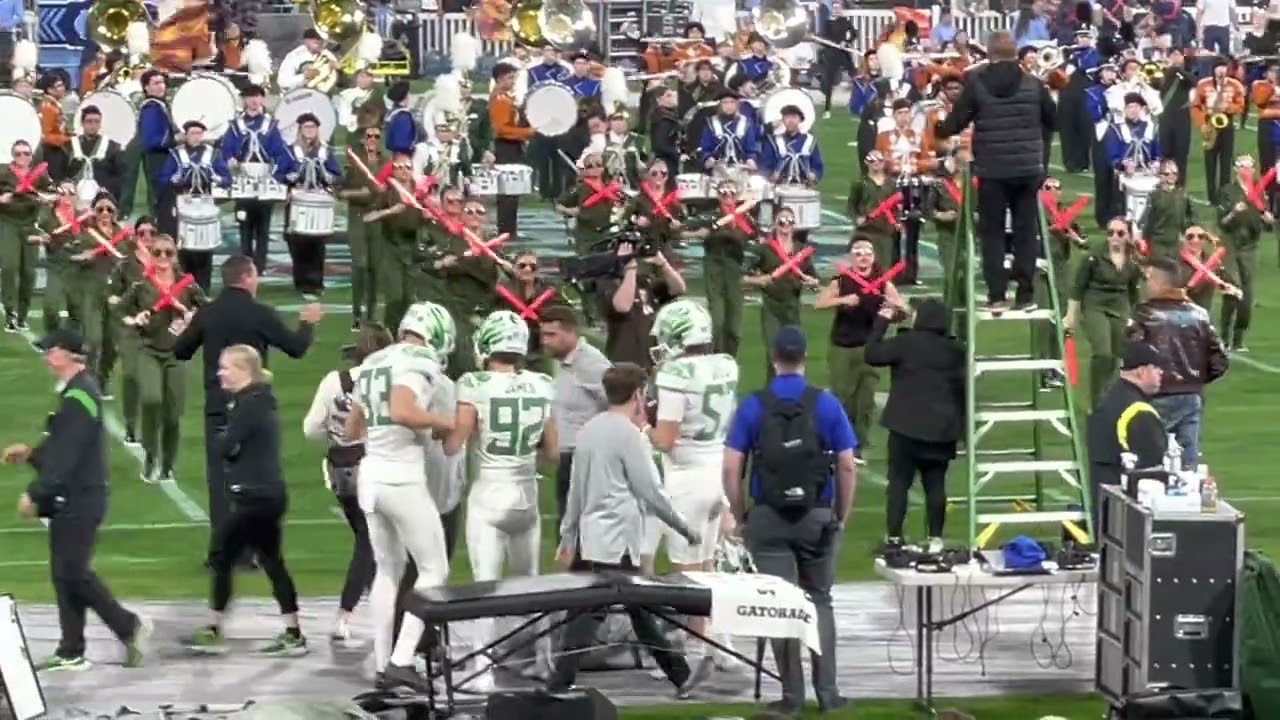 Holiday Bowl Halftime Show 2022 - Norwalk HS Lancer Dancers