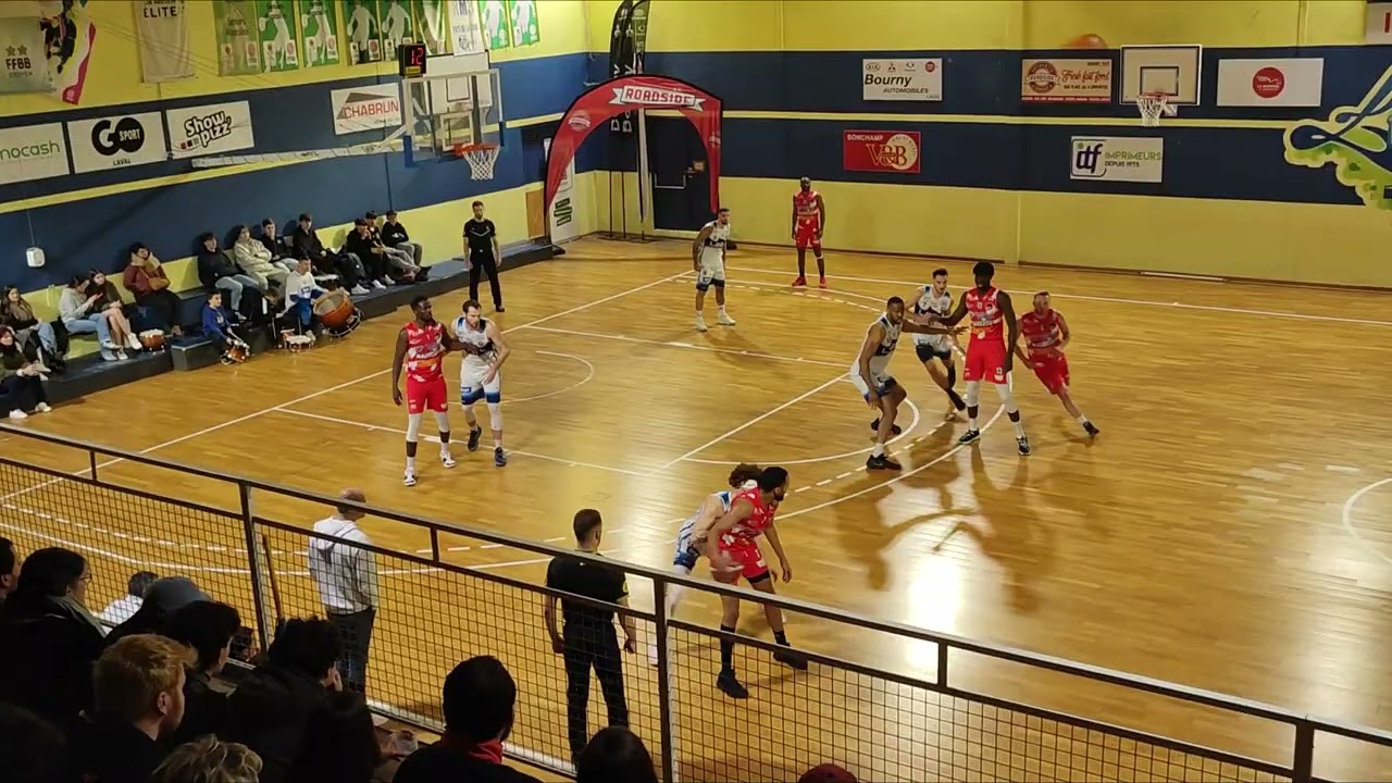 N2 (J13) : US LAVAL - MAUBEUGE (70-61). Le résumé