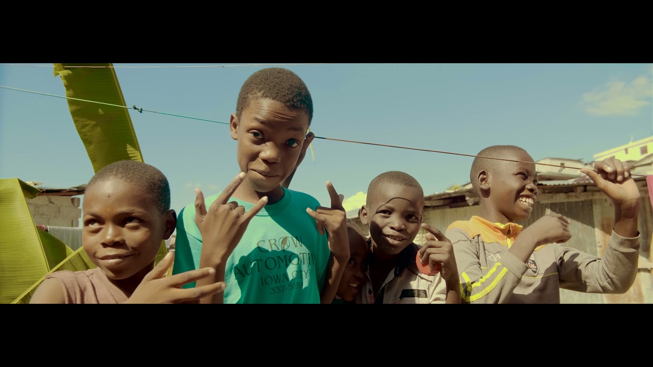 @Mr_Rezo - MILITAN (Ft. KrisPek) (Official Video)
