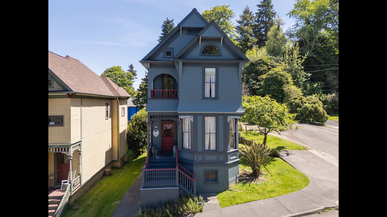 FOR SALE | 388 3rd Street Astoria, Oregon | The Alexandre Gilbert House | Queen Anne Victorian 1893