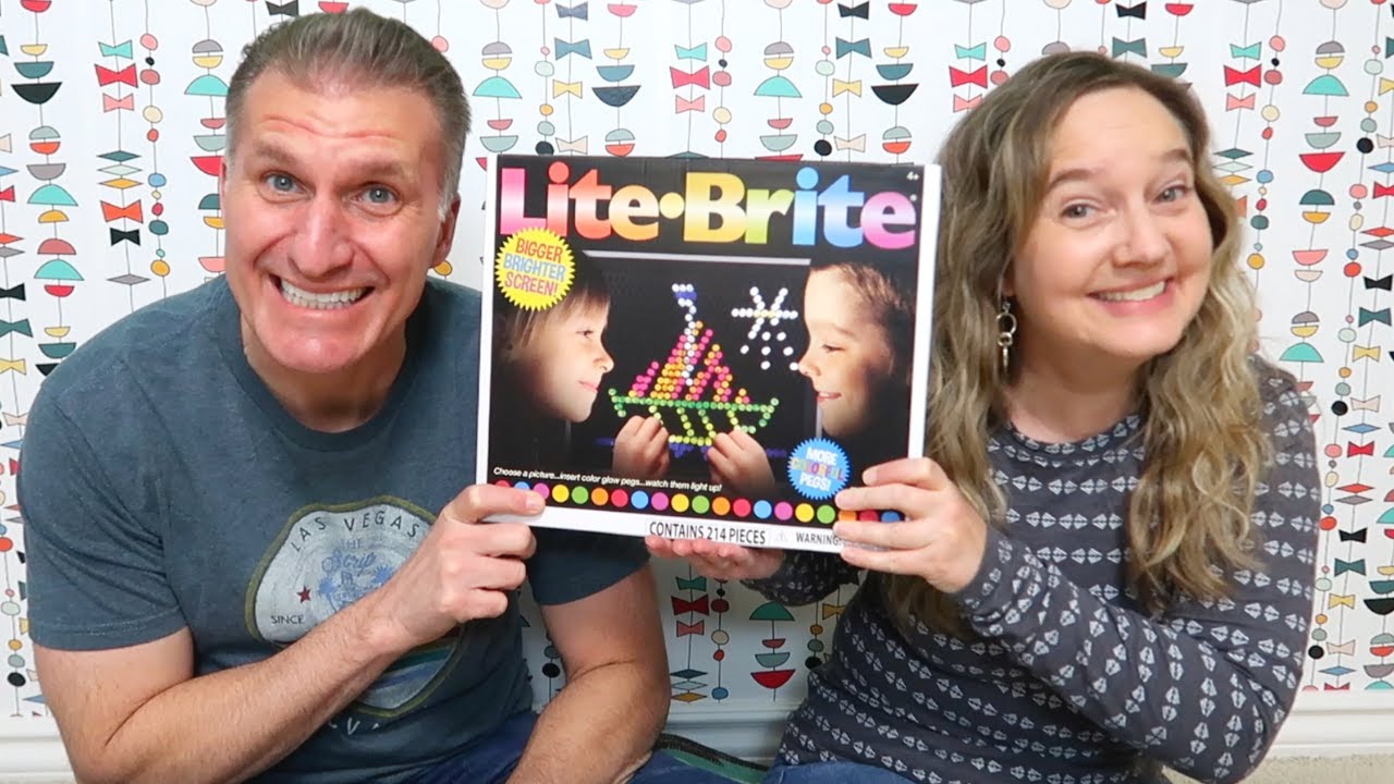 Lite-Brite | New and Improved Model of a Classic 80's Toy | Unboxing & Review