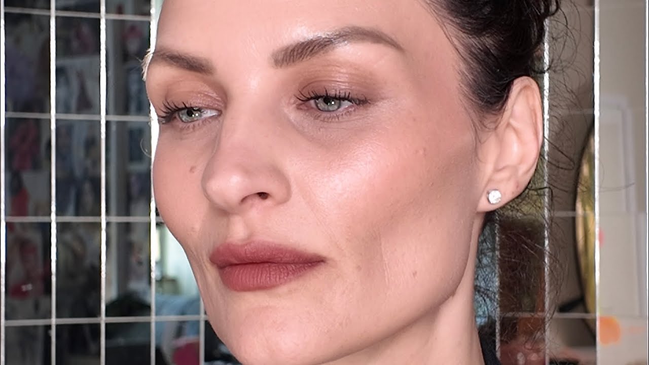 Пудра Flawless Skin Powder Foundation — лайфхак для сухой, зрелой и стареющей кожи
