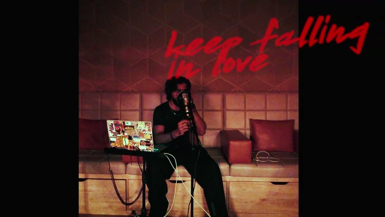 Soudi - Falling In Love (Official Music Video)