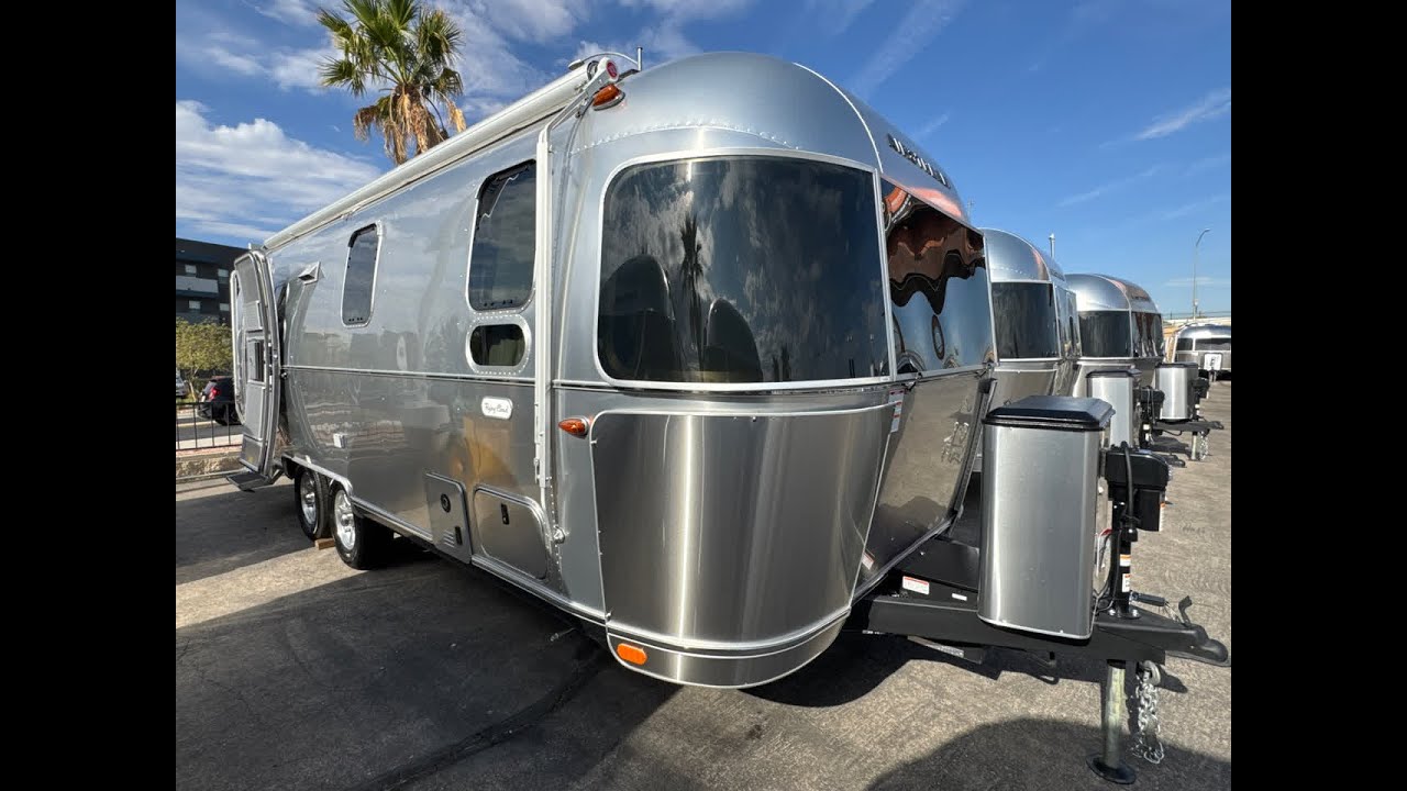 2026 AIRSTREAM FLYING CLOUD 25FBQ QUEEN  Las Vegas, Henderson, Salt Lake City, Phoenix, Bakersf...