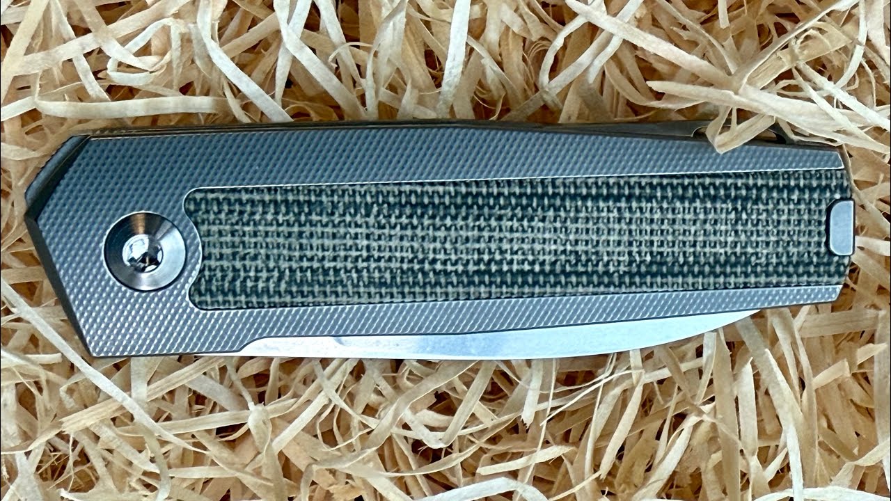 LIVE RICHLY. Knife ARN Anso of Denmark
