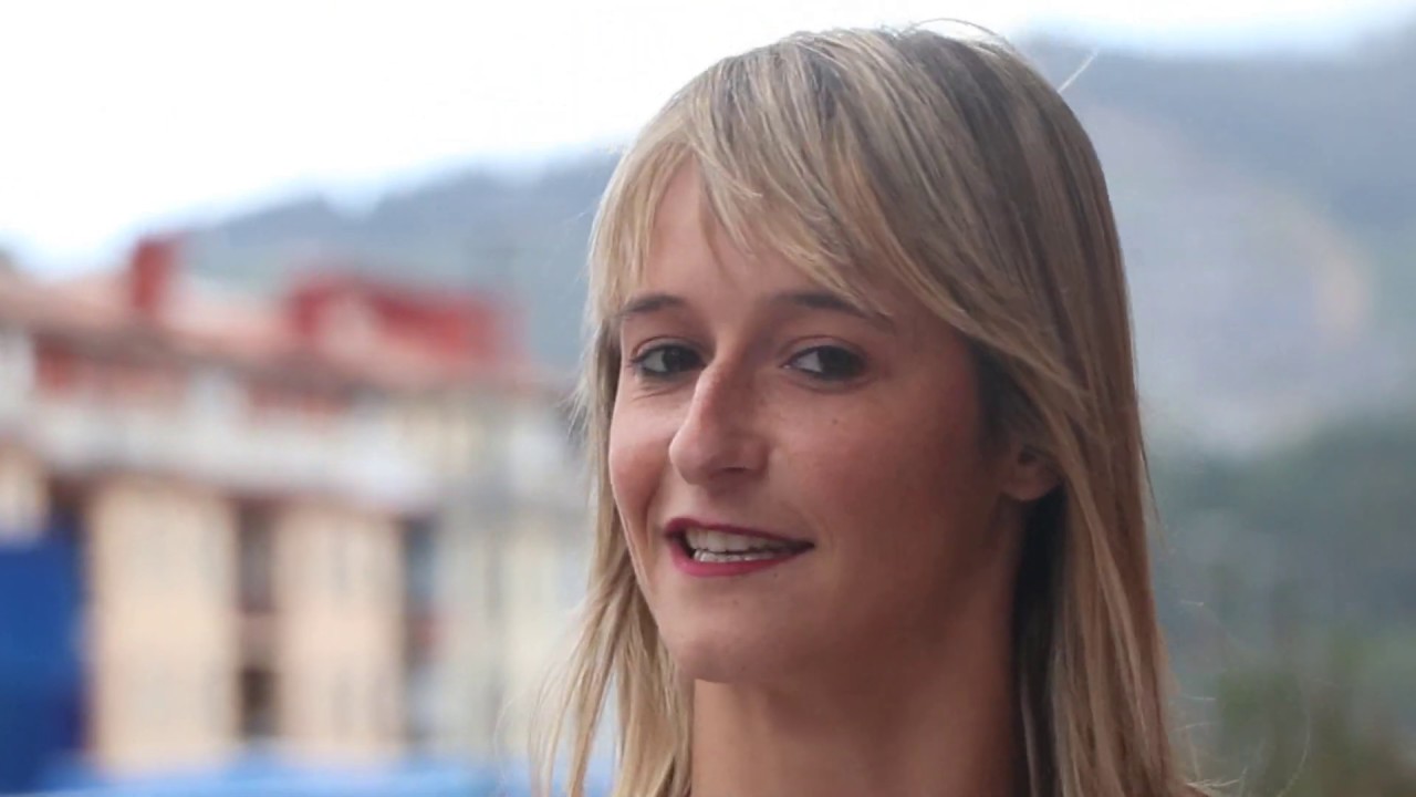 Leire Garate Orioko arraunlariari elkarrizketa
