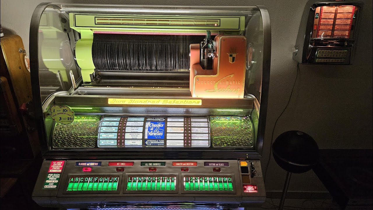 Jukebox Seeburg VL 200 - is playing 